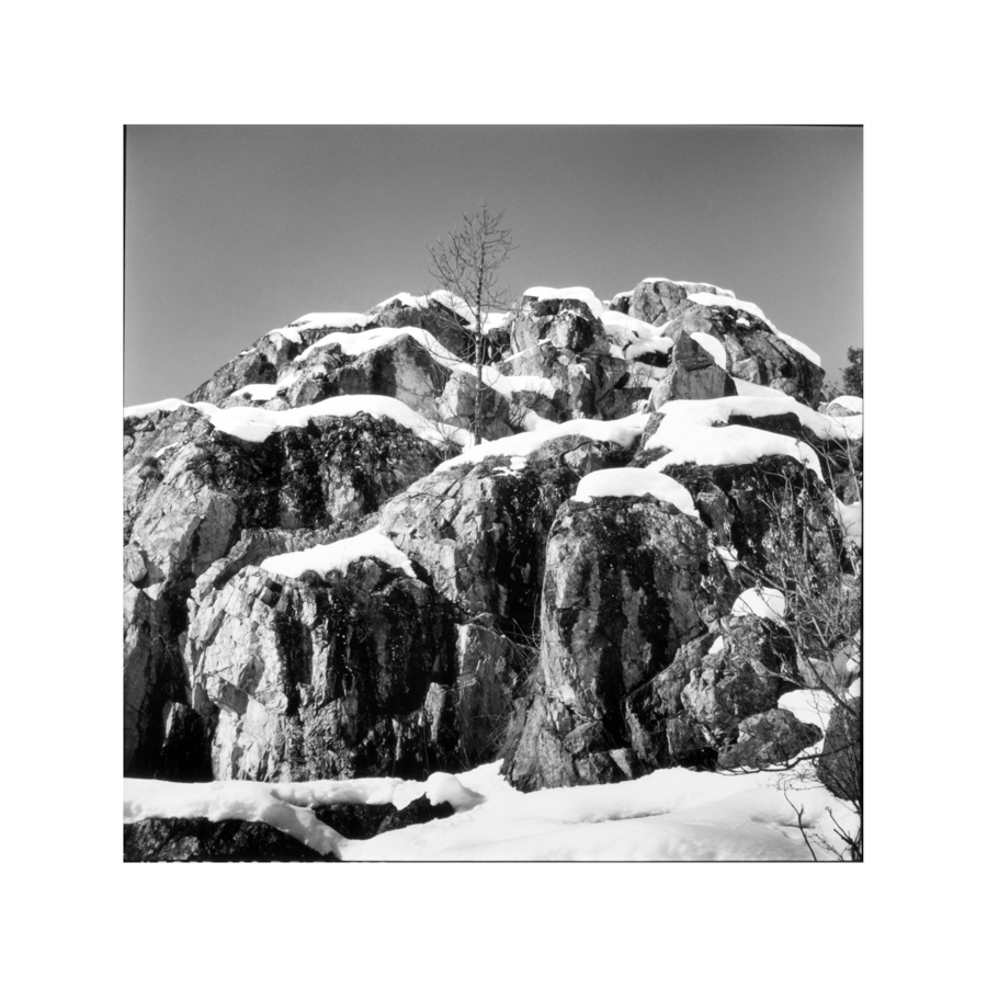 <br>009-Nevaches Rochers<br>