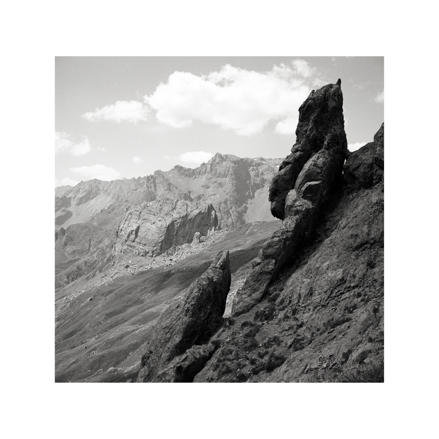 <br>015-Roche Robert depuis la monte au grand lac massif des cerces<br>
