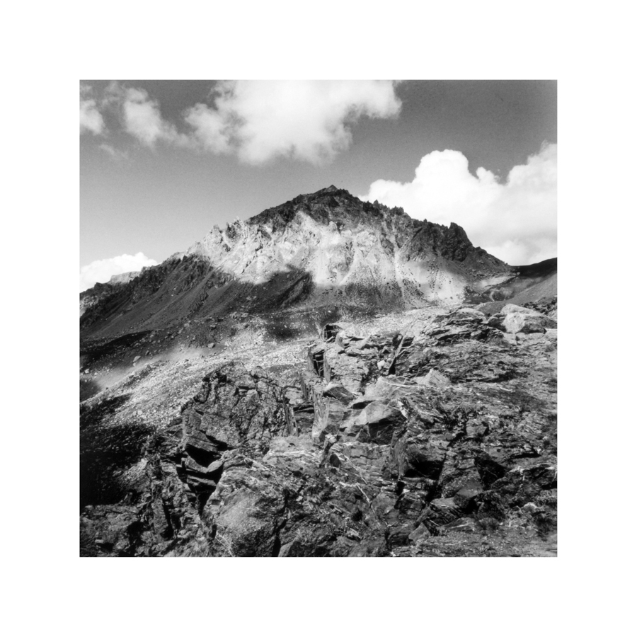 <br>021-Grand Aera<br>